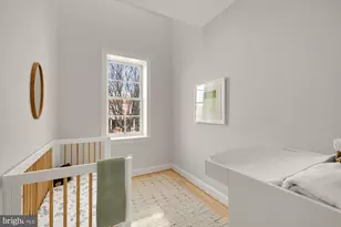 54 W St NW, Washington, DC 20001 - Photo 27