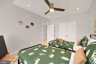 54 W St NW, Washington, DC 20001 - Photo 29