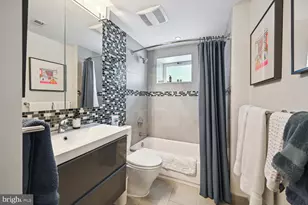 1619 R St NW, Washington, DC 20009 - Photo 13