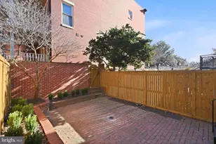 322 2nd St SE, Washington, DC 20003 - Photo 7