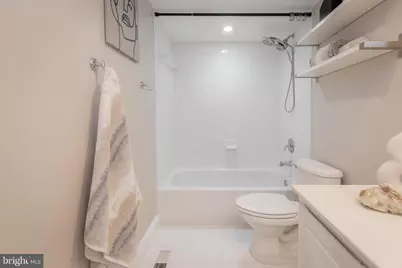 1432 East Capitol Street NE #1432, Washington, DC 20003 - Photo 33