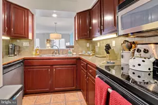 1080 Wisconsin Ave NW, Washington, DC 20007 - Photo 15