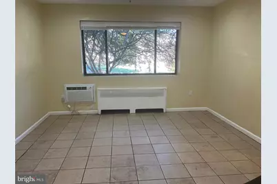 6 Galveston Street SW #103, Washington, DC 20032 - Photo 3