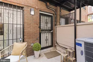 1435 Corcoran St NW, Washington, DC 20009 - Photo 3