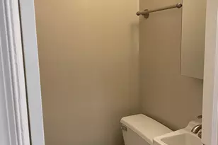 339 SE 11th Street SE, Washington, DC 20003 - Photo 17