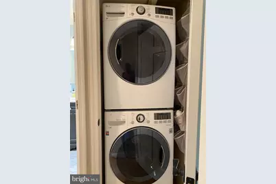 339 SE 11th Street SE, Washington, DC 20003 - Photo 11