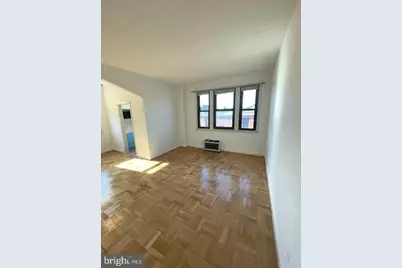 1010 25th Street NW #811, Washington, DC 20037 - Photo 9