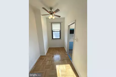 1010 25th Street NW #811, Washington, DC 20037 - Photo 5