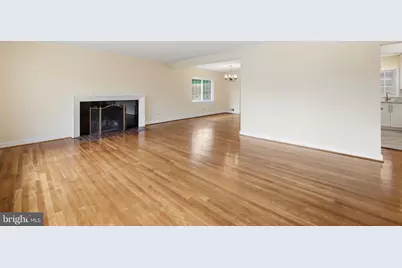 8112 West Beach NW, Washington, DC 20012 - Photo 3