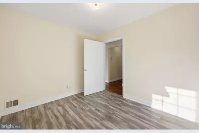 8112 West Beach NW, Washington, DC 20012 - Photo 11