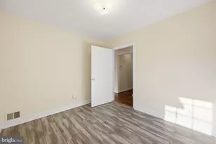 8112 West Beach NW, Washington, DC 20012 - Photo 11