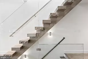 1777 T St NW, Washington, DC 20009 - Photo 17