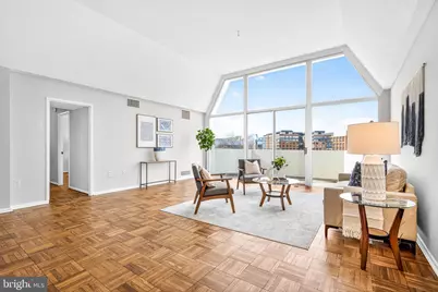 700 7th Street SW #826, Washington, DC 20024 - Photo 1