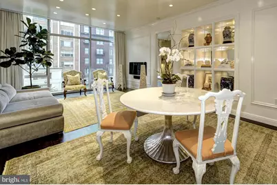 1177 22nd Street NW #3H, Washington, DC 20037 - Photo 1