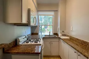 2130 N St NW, Washington, DC 20037 - Photo 11