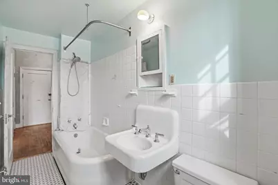 2040 Belmont Road NW #536, Washington, DC 20009 - Photo 23