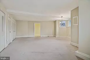 17 Logan Cir NW, Washington, DC 20005 - Photo 37