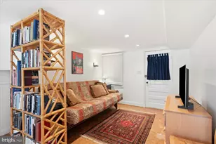 512 Independence Ave SE, Washington, DC 20003 - Photo 23