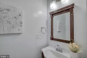 237 16th St SE, Washington, DC 20003 - Photo 17