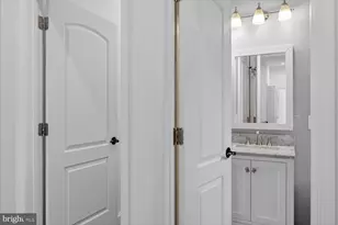 612 9th St NE, Washington, DC 20002 - Photo 17