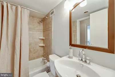 2201 L Street NW #605, Washington, DC 20037 - Photo 21