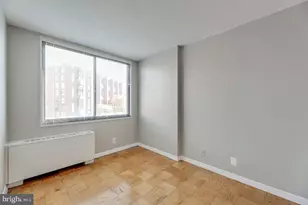 2201 L St NW, Washington, DC 20037 - Photo 17