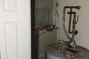 4202 Grant St NE, Washington, DC 20019 - Photo 15