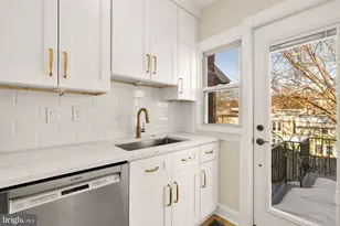 2205 Observatory Pl NW, Washington, DC 20007 - Photo 11