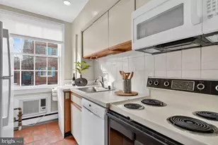3413 Q St NW, Washington, DC 20007 - Photo 7