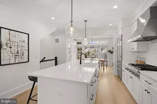 3719 R St NW, Washington, DC 20007 - Photo 5