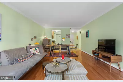 700 New Hampshire Avenue NW #712, Washington, DC 20037 - Photo 17