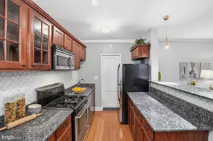 5112 Connecticut Ave NW, Washington, DC 20008 - Photo 3