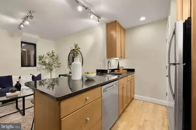 1701 16th Street NW #322, Washington, DC 20009 - Photo 9