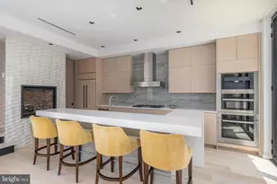 1683 34th St NW, Washington, DC 20007 - Photo 13