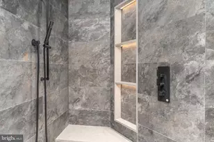 1683 34th St NW, Washington, DC 20007 - Photo 25