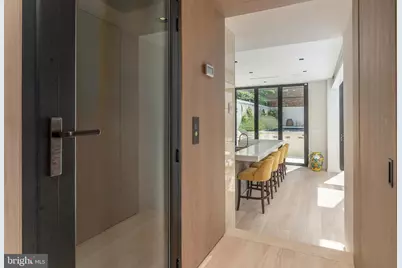 1683 34th Street NW, Washington, DC 20007 - Photo 9