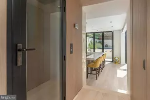 1683 34th St NW, Washington, DC 20007 - Photo 9