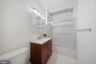 1711 35th St NW, Washington, DC 20007 - Photo 5