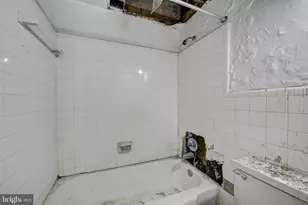 1669 Columbia Rd NW, Washington, DC 20009 - Photo 23