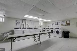 1669 Columbia Rd NW, Washington, DC 20009 - Photo 25