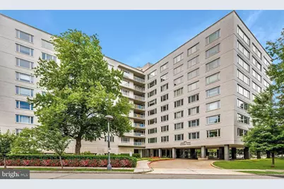 2475 Virginia Ave NW #914, Washington, DC 20037 - Photo 1