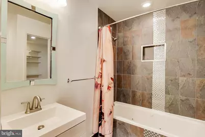 1129 Columbia Road NW #3, Washington, DC 20009 - Photo 19