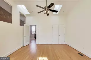 1129 Columbia Rd NW, Washington, DC 20009 - Photo 23