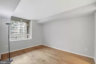 350 G St SW, Washington, DC 20024 - Photo 13