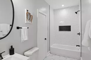 716 Kearny St NE, Washington, DC 20017 - Photo 25