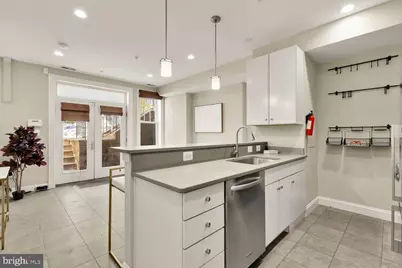 2714 Ontario Road NW #2, Washington, DC 20009 - Photo 9