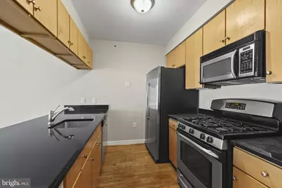 1117 10th Street NW #302, Washington, DC 20001 - Photo 15