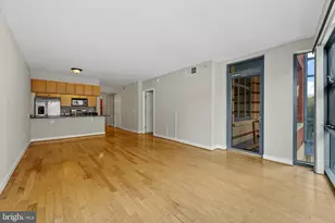 1117 10th St NW, Washington, DC 20001 - Photo 11