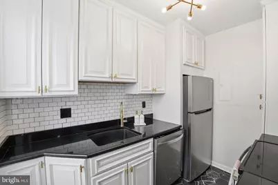 2001 16th Street NW #202, Washington, DC 20009 - Photo 9