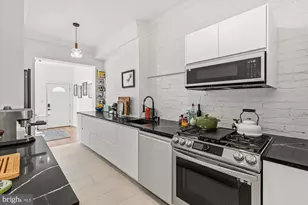 41 V St NW, Washington, DC 20001 - Photo 11